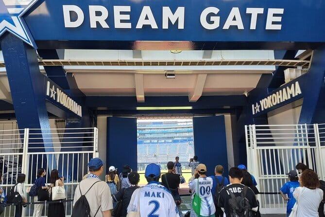Yokohama Half Day Walking Tour with an Expert Local Guide - Sankeien Gardens for a quieter change of pace