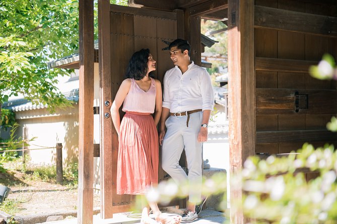 Your Private Vacation Photography Session In Kyoto - Maruyama Park and Yasaka Shrine