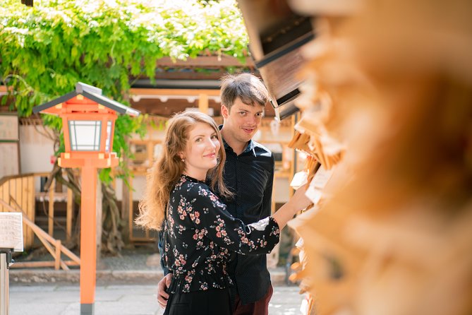 Your Private Vacation Photography Session In Kyoto - The value of posing help and local advice